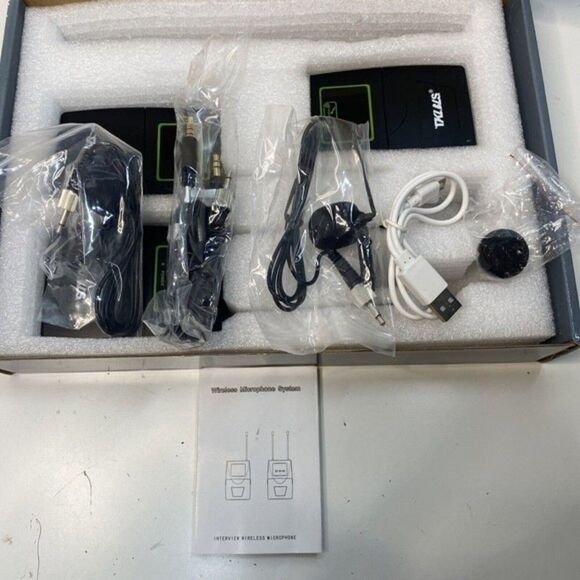 NEW Interview UHF Wireless Microphone System Dual Frequency Modulate 500-950MHz. - Picture 3 of 12
